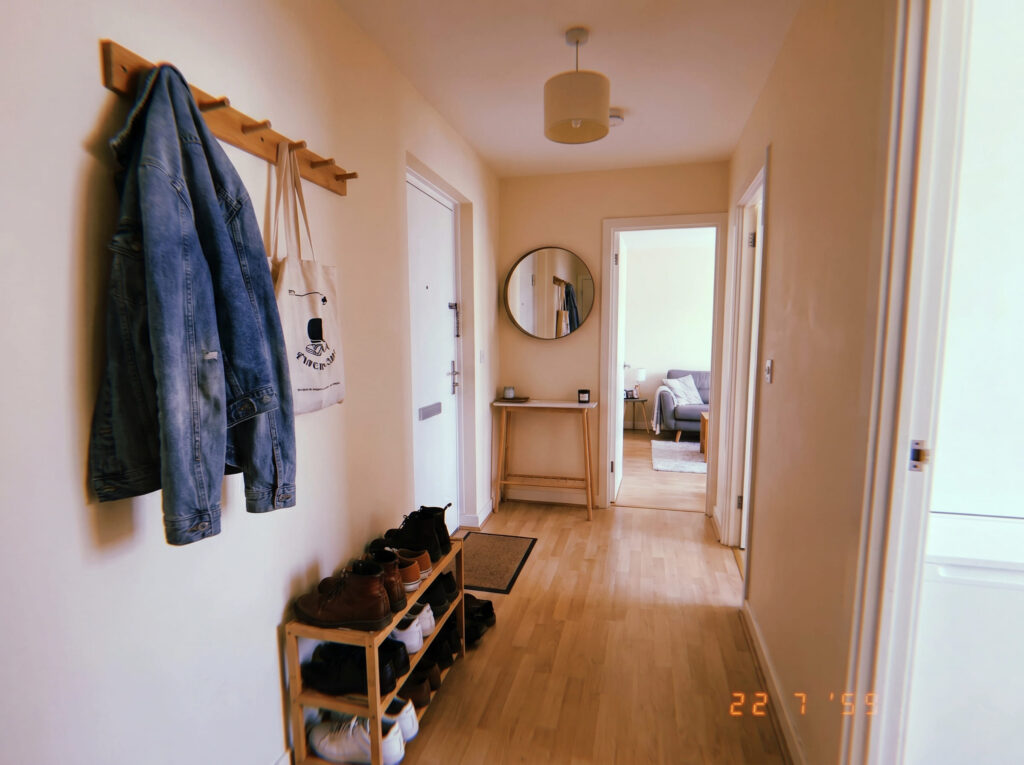 apt2 hallway